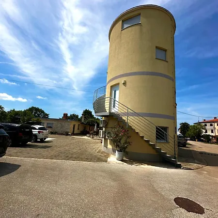 Silos Holiday Dajla Exterior photo